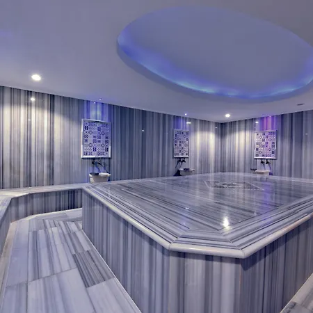 Garden Hotell 3*
